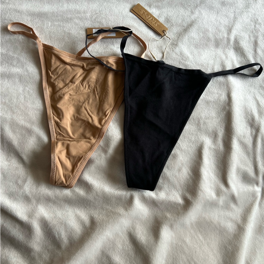 NWT Set of 2 Skims Fits Everybody T String thongs XL